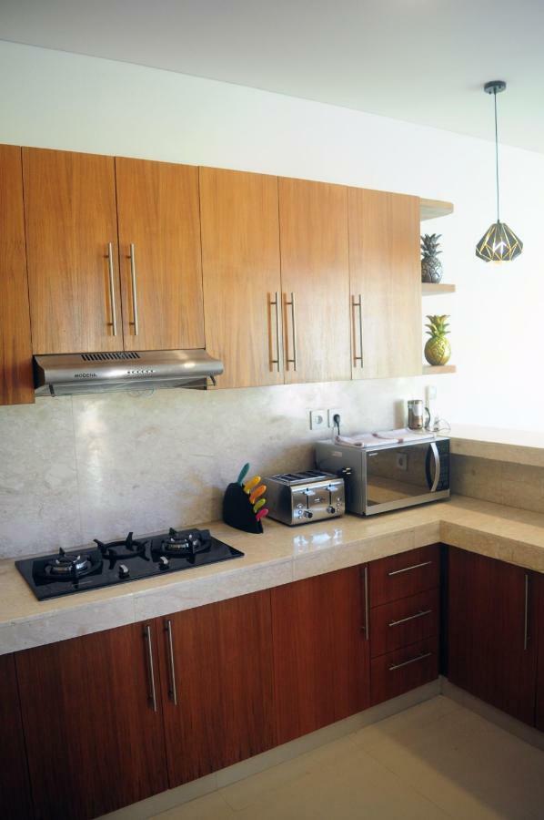 Pineapple Villa Sanur Extérieur photo